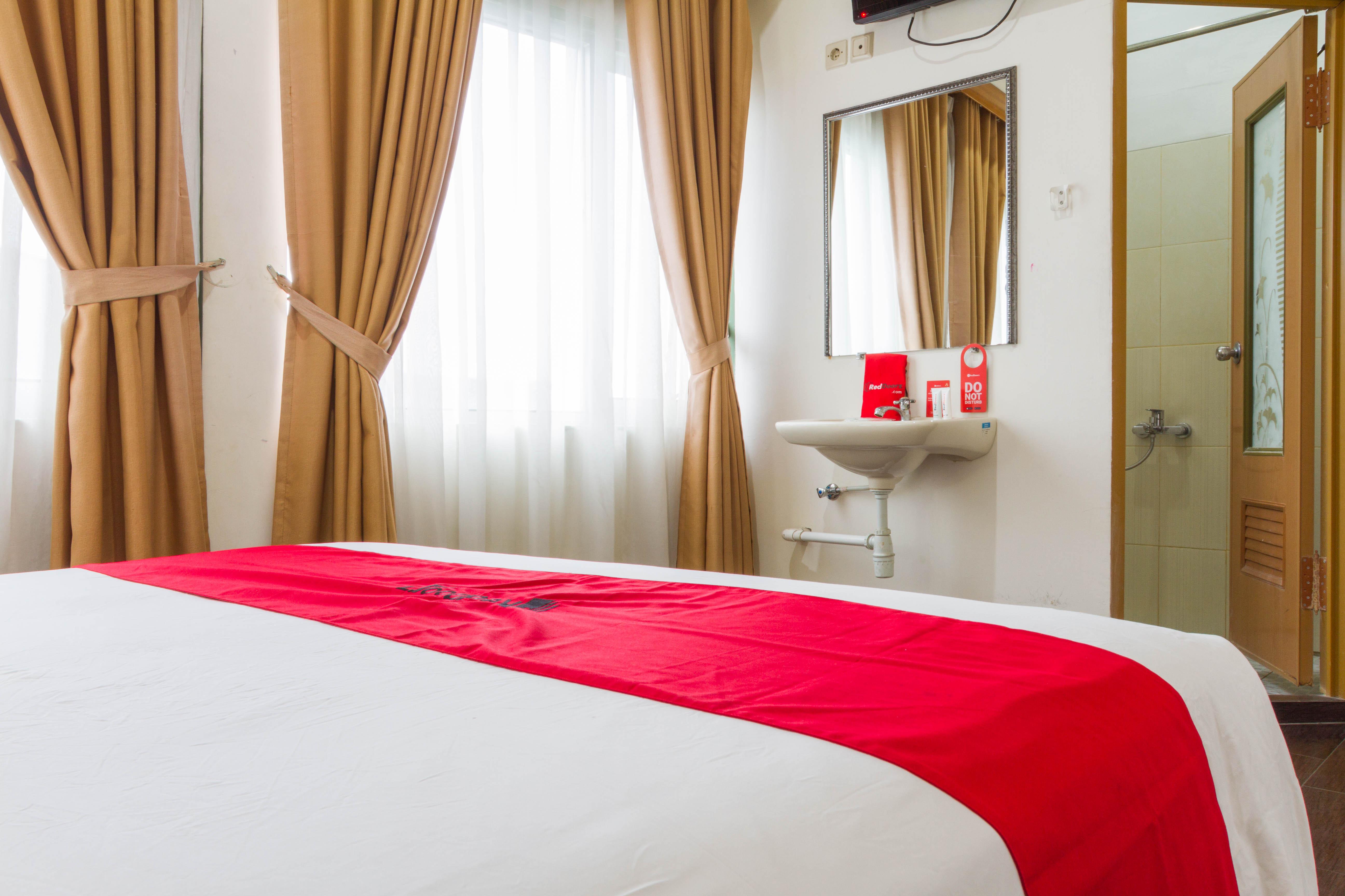 RedDoorz Plus @ Surapati 2 Bandung Zewnętrze zdjęcie
