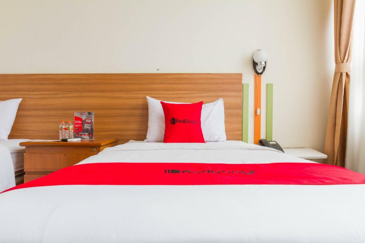 RedDoorz Plus @ Surapati 2 Bandung Zewnętrze zdjęcie